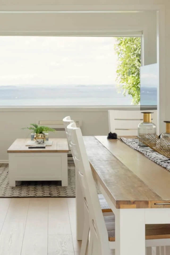 Admire Luxury Sea Views Home