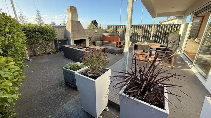 Ahuriri Escape-enjoy our hot rocks Sauna & Spa!