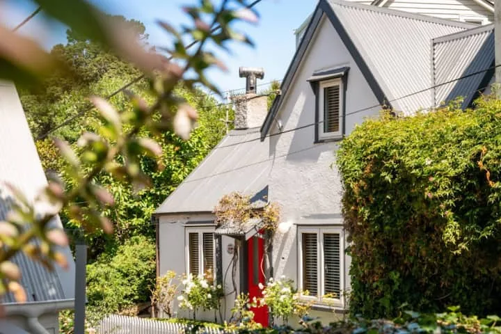 Ascot Cottage in heart of Wellington
