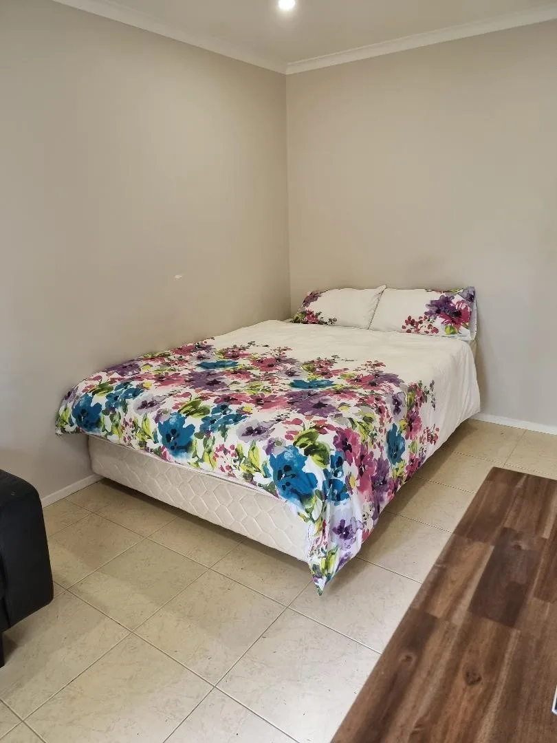 Bali motel room with ensuite