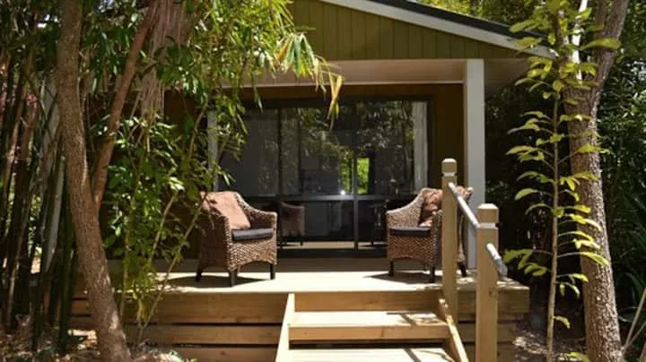 Bamboo Cabin, Golden Bay Lodge