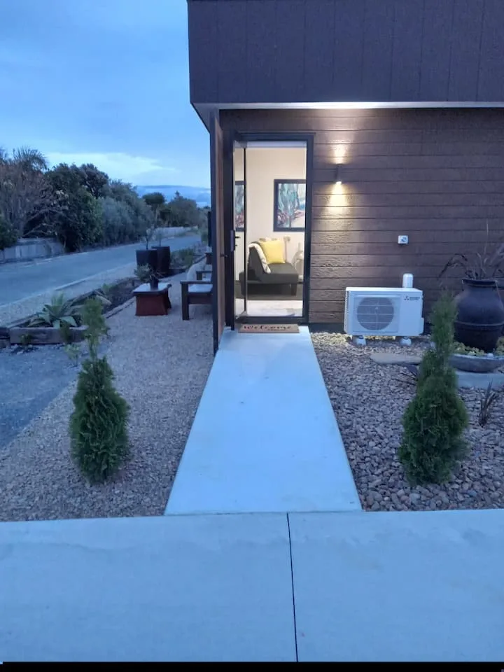 Bayview Station Airbnb