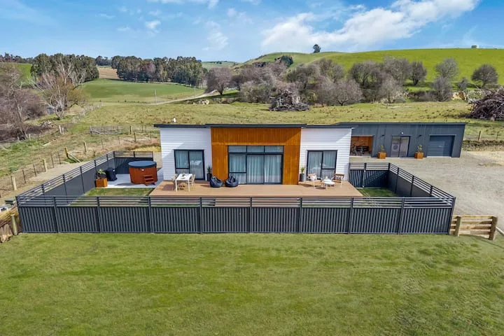 Bellamy Station - Luxury on the Clutha Gold Trail
