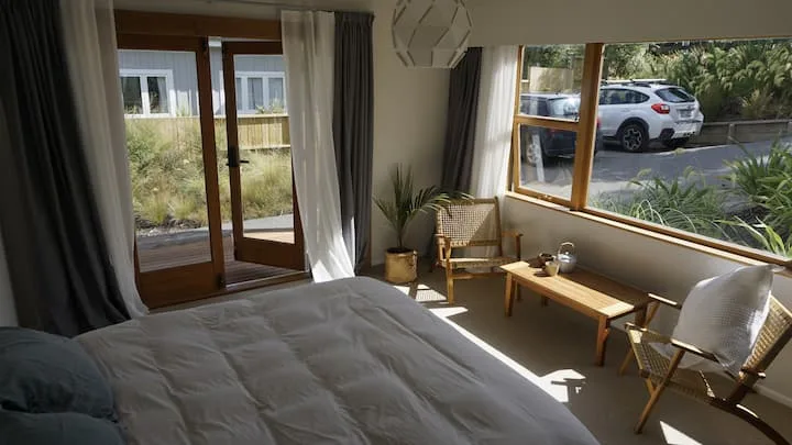 Bellbird- Private room and bathroom