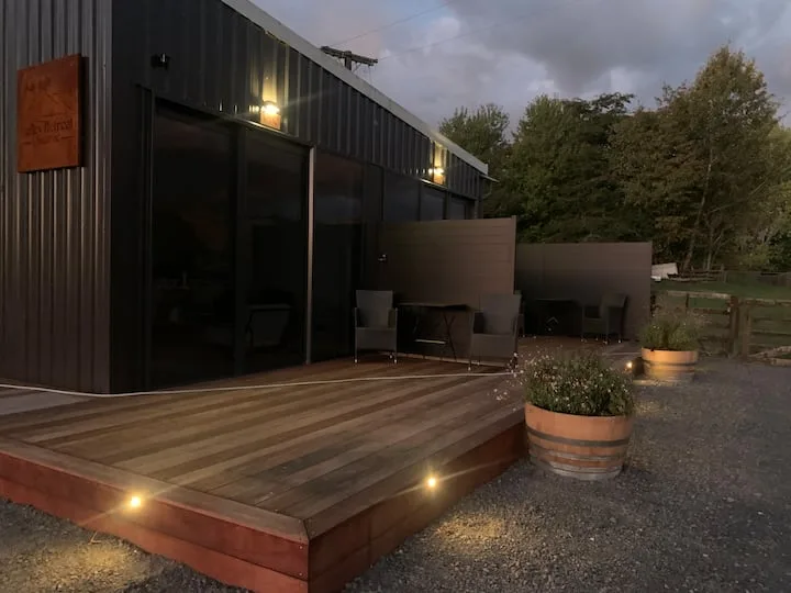 Boutique Valley Retreat in Ongarue Studio TWO