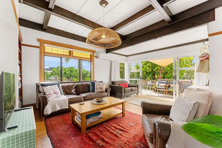 Cabbage Tree Cottage