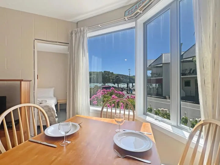 Central Akaroa 2 bedroom ground floor apartment
