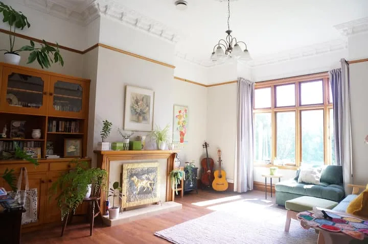 Charming villa in a small town (females only)