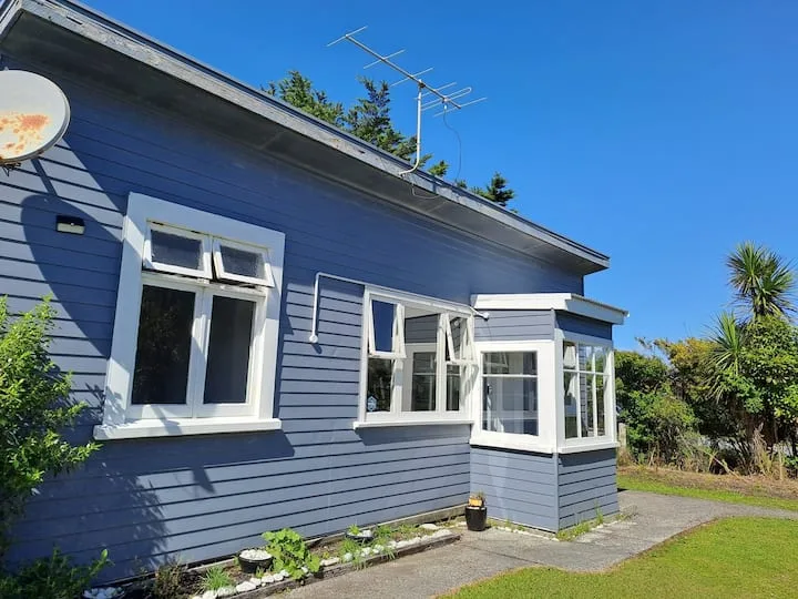 Cindy's Seaside Cottage Hokitika