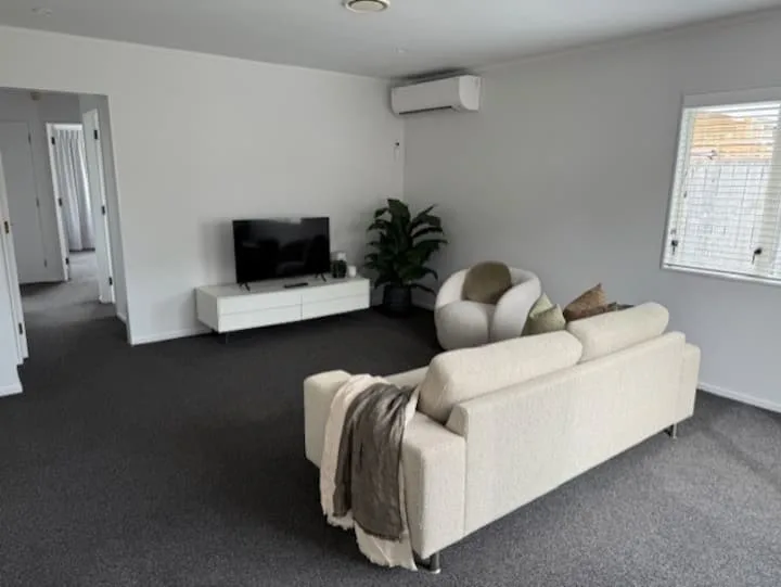 Comfortable 3-Bedroom Home in Lower Hutt Suburbs