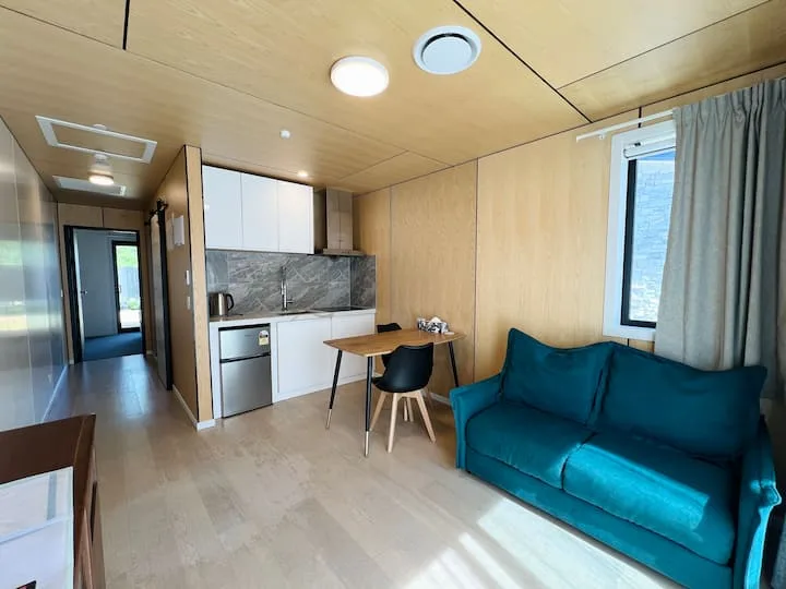 Cozy Corner One-Bedroom Guesthouse