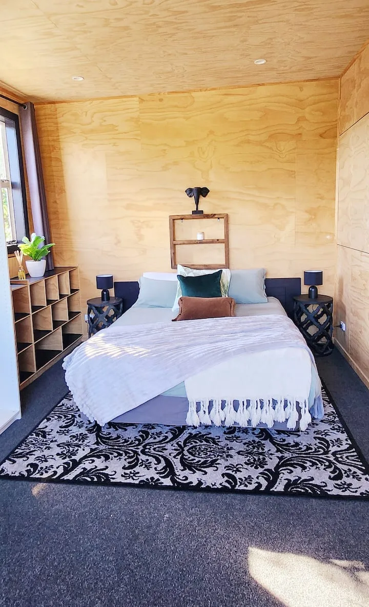 Cozy Hide Away