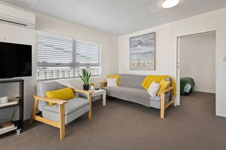 Easy on Brighton - your getaway.