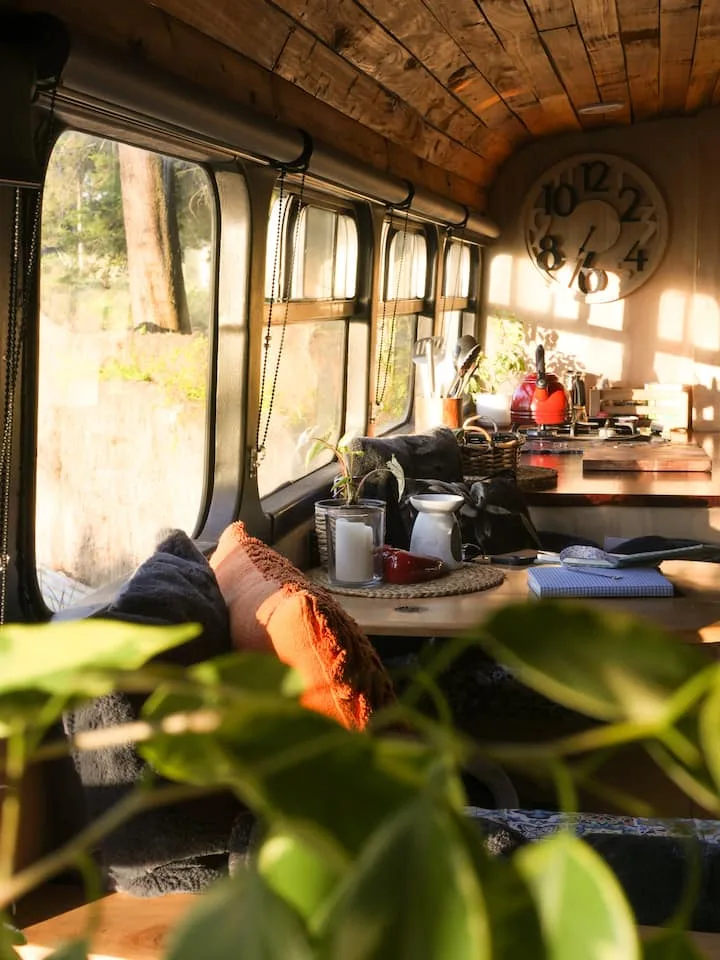 Fiery Peak Glampsite with Stargazing & Hot Tub