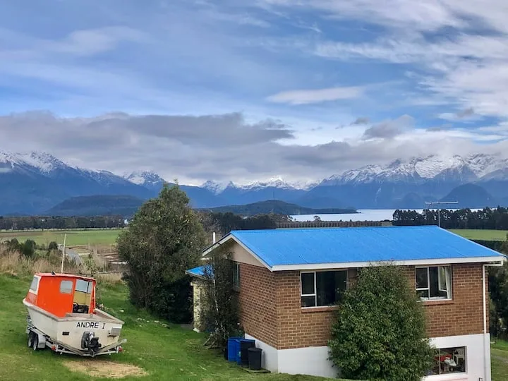 Fiordland Farmhouse