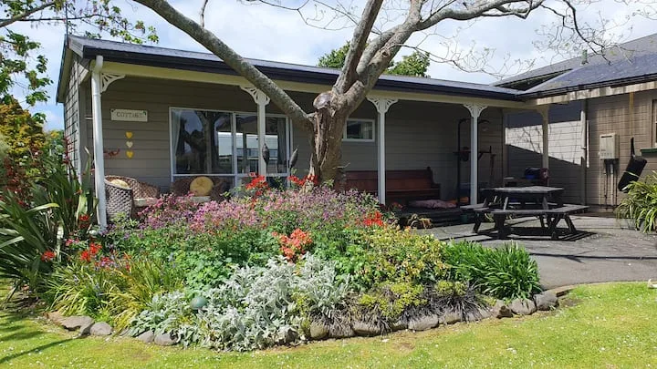 Gordonton self contained cottage