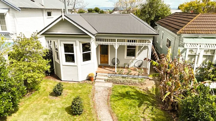 GrandVilla Aberdeen * 3 bedroom house