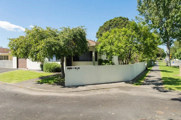 Great House in Great Area