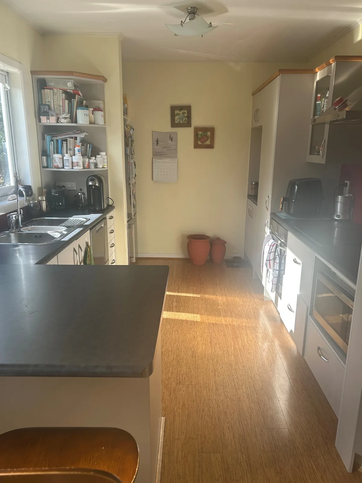 Guest suite with free parking and private bathroom