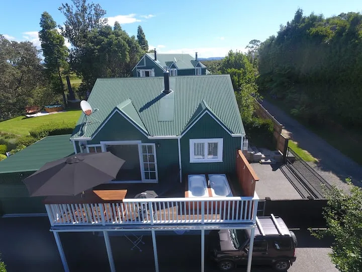 Hilltop Cottage