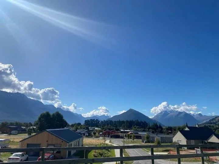 House in central Glenorchy