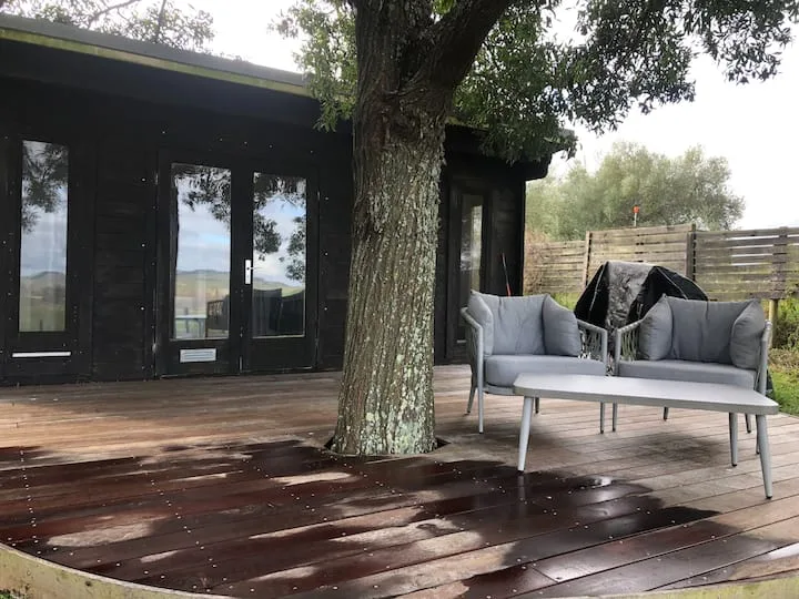 Jolie nature haven hideway