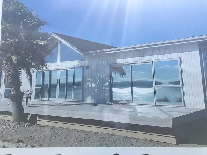 Kahawai Lodge, Beach Front, The Good Spot!