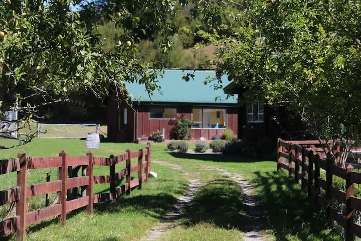 Kahurangi Cottage Wilderness Retreat.