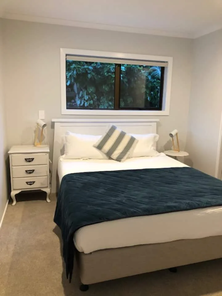 Kaiteriteri Seachange , Kotare Room