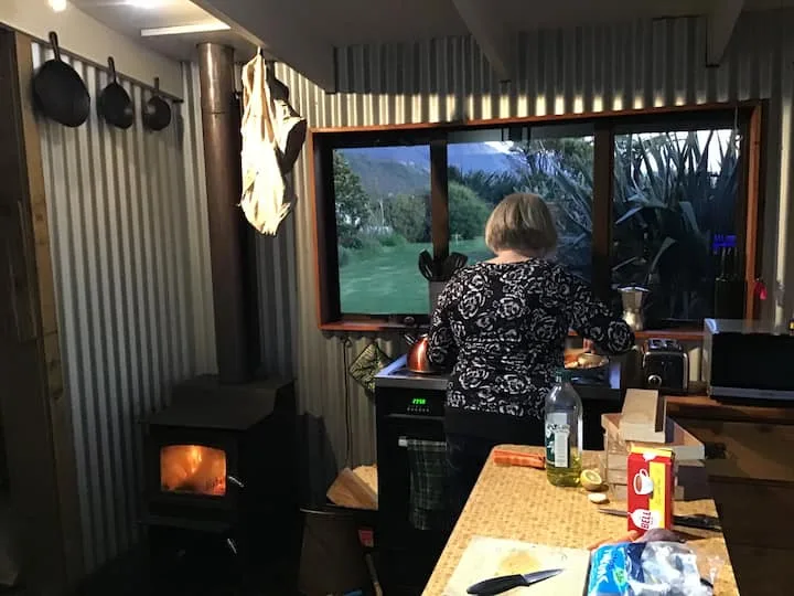 Laguna Cottage -  Sunny  Mokihinui lagoon & river