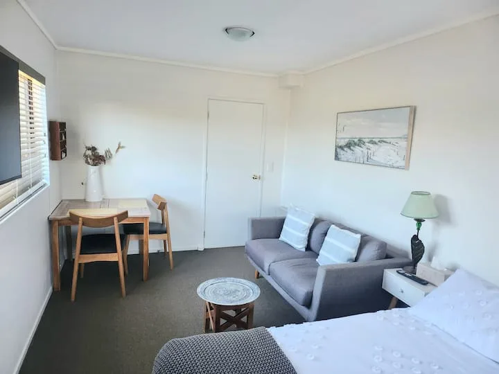 Lake Retreat at Wharewaka Point