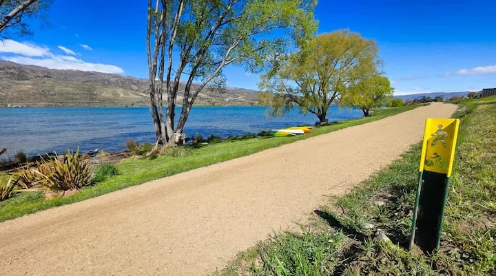 Lakeside Apartment self-contained near Cromwell