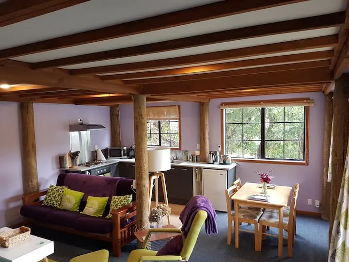 Lavender House Apartment