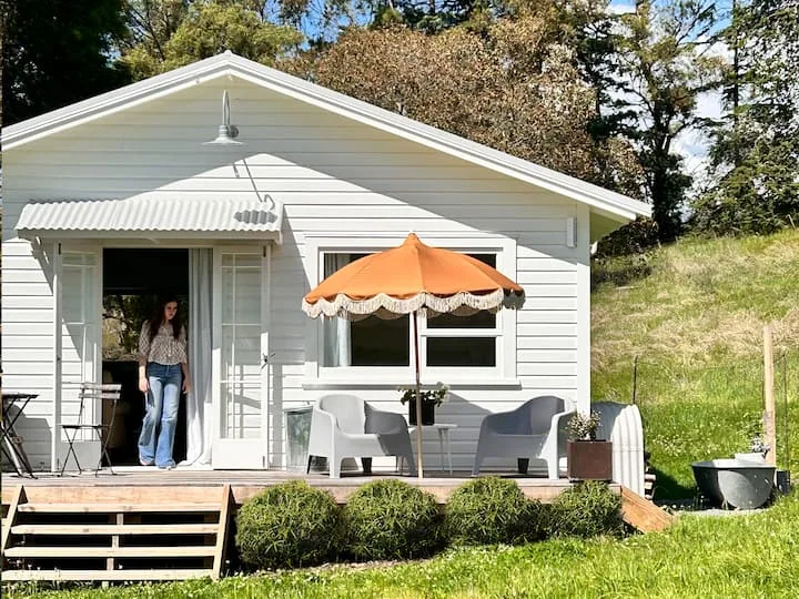 Little House at the Horseshoe