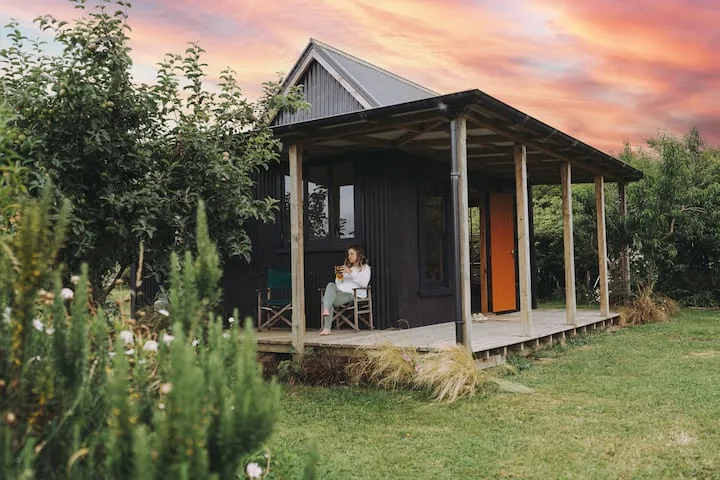 Little Orchard Cabin