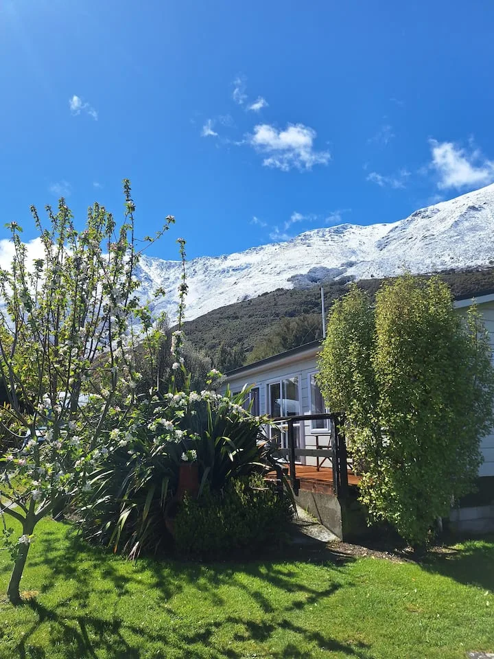 Makarora Valley Cottage