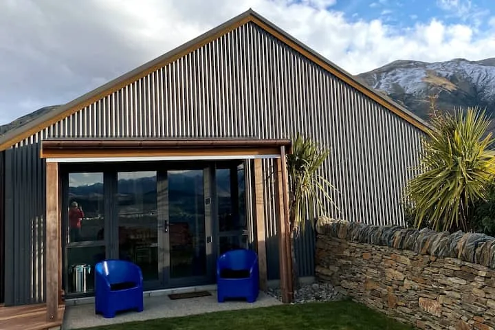 Modern Studio w/ Stunning Alpine & Mountain Views