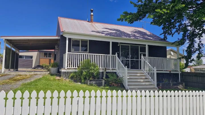 Mountain cottage - perfect base to ski or hike