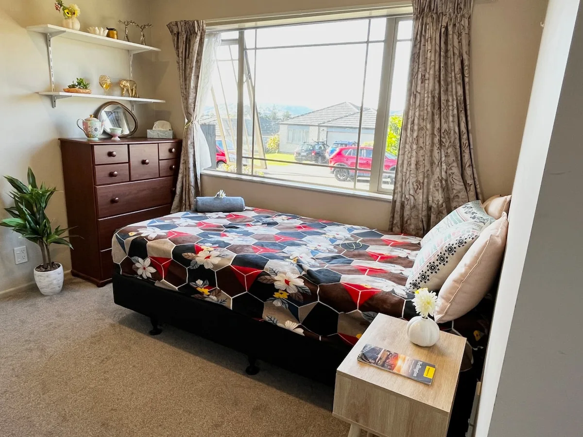Neat & Cosy Private Room in Porirua