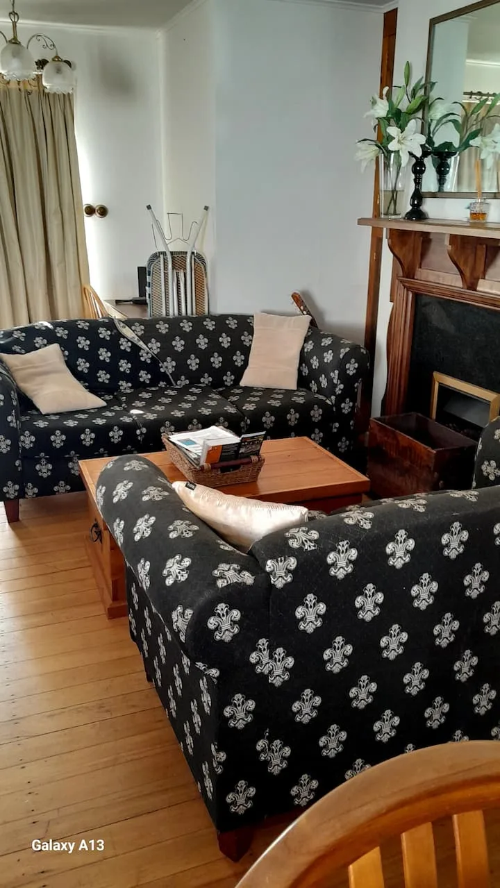Nikau Palms Retreat Lodge