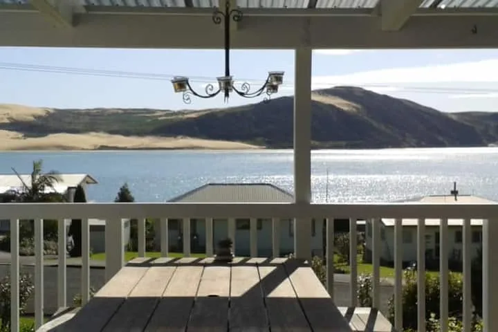 Opononi Sunsets and Sea views