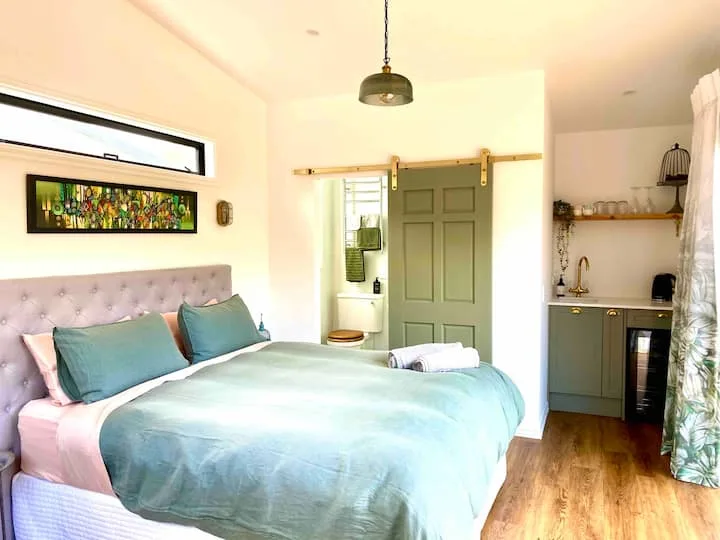 Papamoa Beach side Guesthouse
