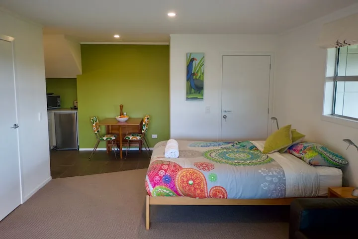 PARUA BAY STUDIO