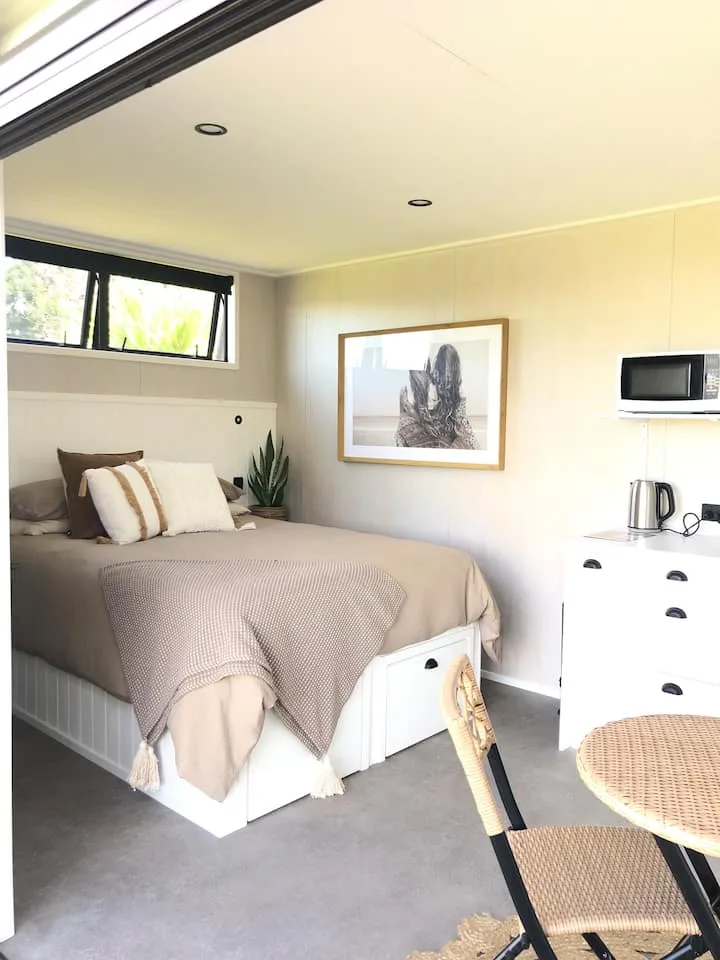Peaceful eco-pod!