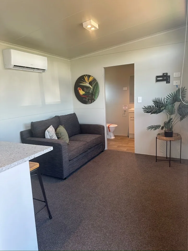 Peaceful Getaway Cabin in Tauranga