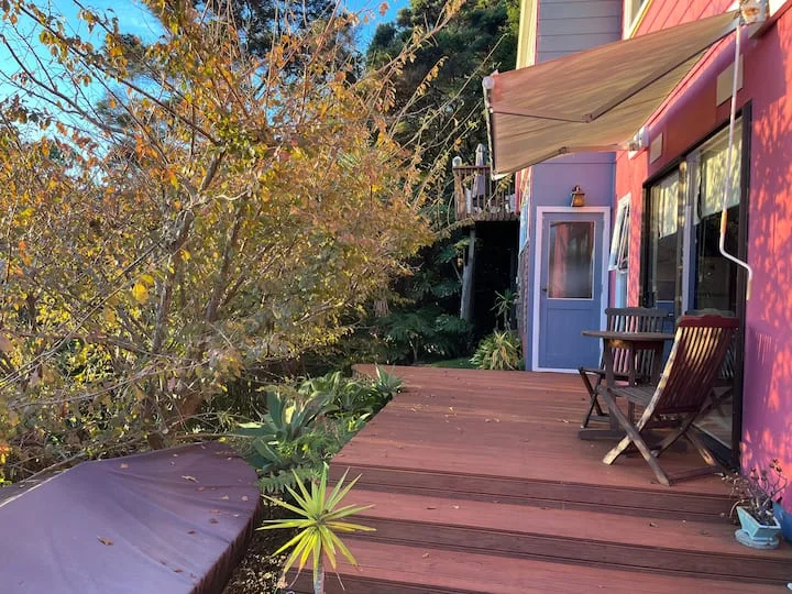 Plum Tree Apartment. Fully self-con