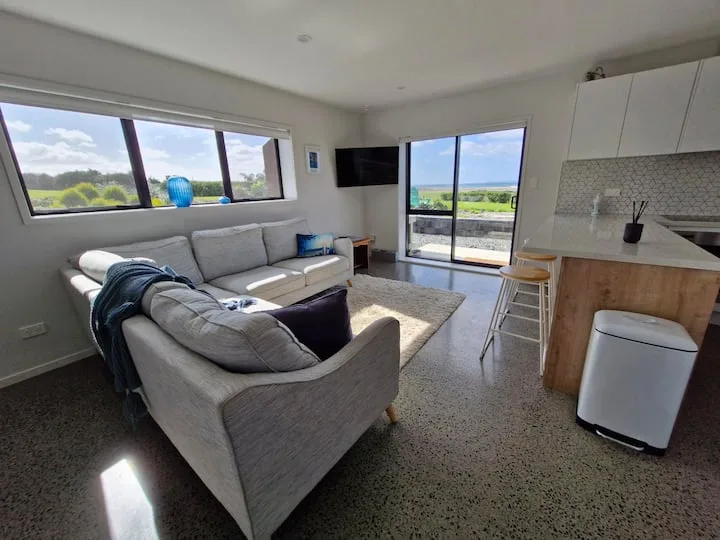 Popular Waipu Cove haven with breathtaking views