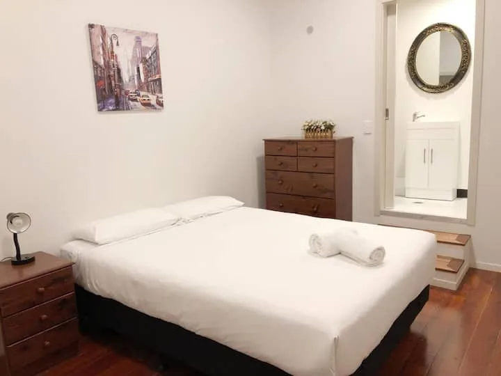 Private room in CBD