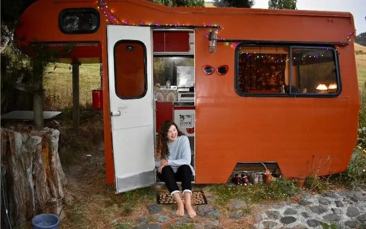 Retro Hut