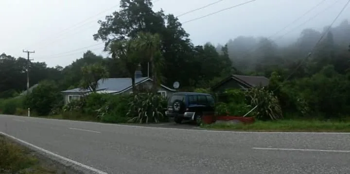 Roa Road Cottage,  Roa, Blackball